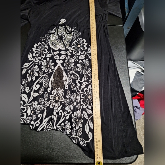 Soma Black and White Floral Midi Dress - Picture 7 of 7